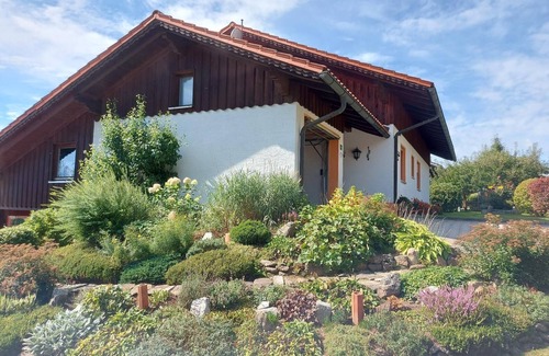Bayerisch Eisenstein Apartment | Cozy holiday home with bread service