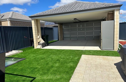 Baldivis House | Cozy Holiday and Business Home