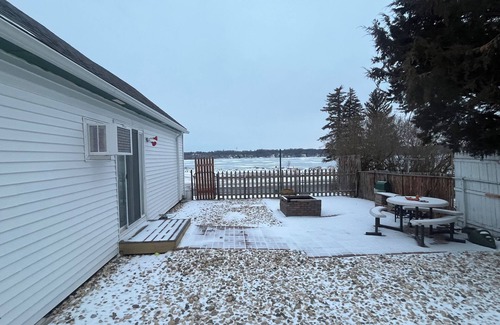 Ortonville House | Cozy Home by boat launch, park, dock and downtown Ortonville and Big Stone