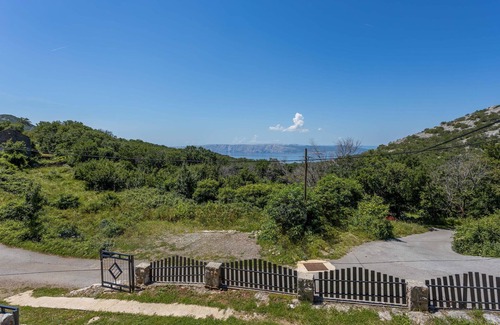 Ledenice House | Cozy home in Bater with house sea view
