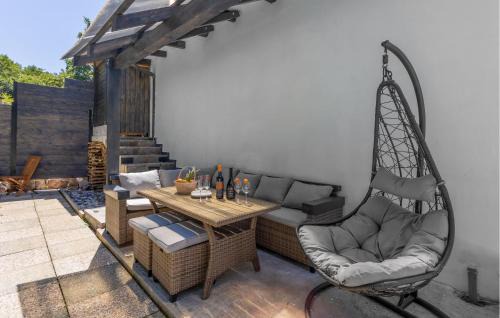 Ledenice House | Cozy Home In Bater With House Sea View
