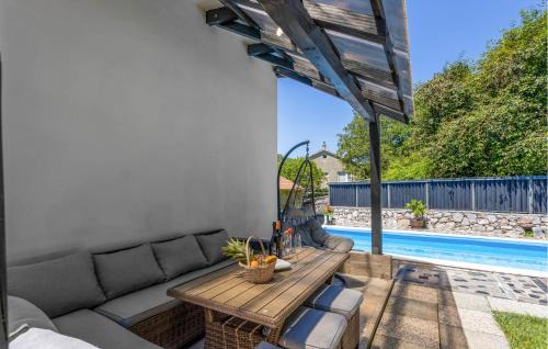 Ledenice House | Cozy Home In Bater With House Sea View