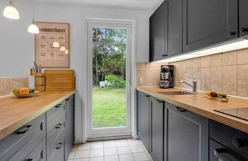 Helberskov Strand House | Cozy home in Hadsund with sauna