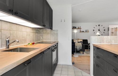 Helberskov Strand House | Cozy home in Hadsund with sauna
