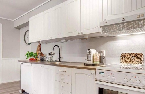 Asker House | Cozy home in Heggedal with house a panoramic view