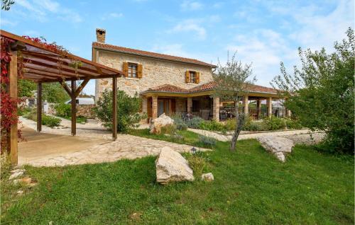 Kras House | Cozy Home In Kras With Wifi