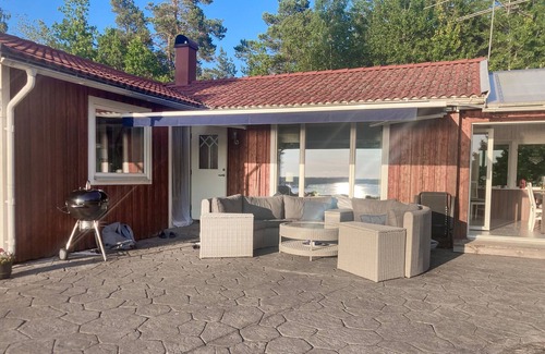 Otterstad House | Cozy home in Lidköping with WiFi