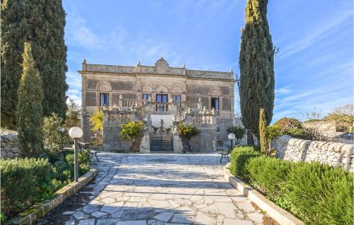 Modica House | Cozy Home In Modica With Kitchenette