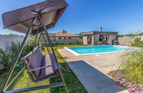 Sikici House | Cozy home in Pula with WiFi