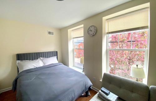 Hawthorne House | Cozy Home in the Heart of South Philly