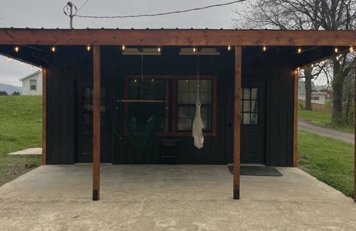 Rising Fawn House | Cozy home in the valley, great views. Close to state parks and Chatanooga.
