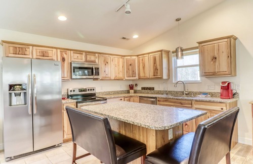 Whittier Cottage | Cozy home w/deck, fireplace & hot tub - riverfront access