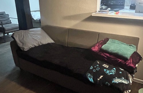 Alhambra Apartment | Cozy Hostel for induvial