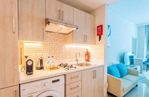Palm Jumeirah Hotel | Cozy hotel room in palm jumeirah with beach, WiFi in superb Dubai