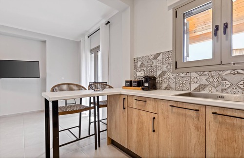 Kavos Apartment | Cozy hotel suite charm in Corfu