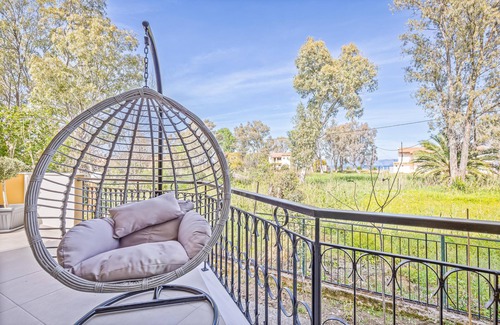 Kavos Apartment | Cozy hotel suite charm in Corfu