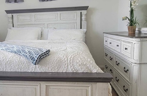 Green Valley Ranch House | Cozy house 10 minutes from DIA 5 Minutes from restaurant and Stores.