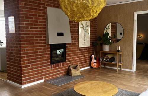 Vendelso House | Cozy house in southern Stockholm close to swimming, nature and public transport