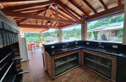 Mairinque House | Cozy house in the Porta do Sol Condominium - Cantinho da Providencia
