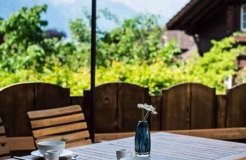 Brienz House | Cozy house in the village center