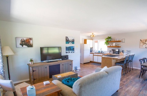 Whitefish Cabin | Cozy house just outside of Whitefish!