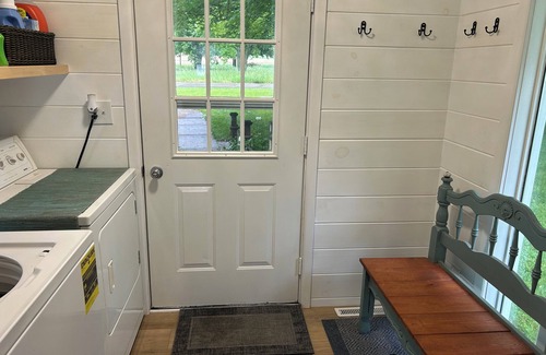Kendall House | Cozy House on Swan Lake in Allegan