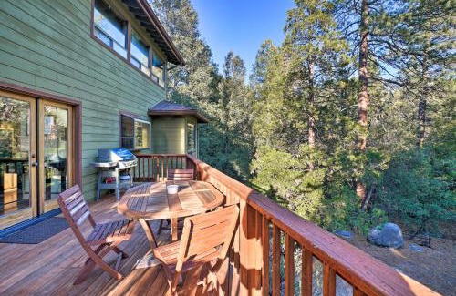 Idyllwild House | Cozy Idyllwild Cabin with Decks - Steps from Hiking!