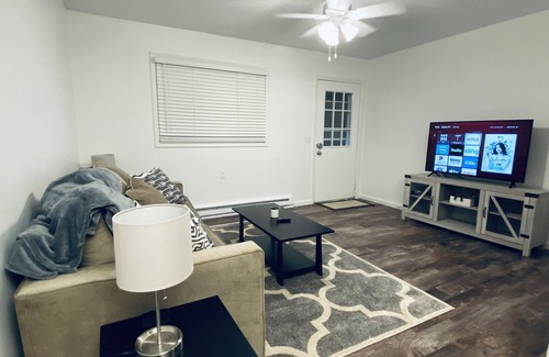 Ligonier Apartment | Cozy in A Small Town - 1 bedroom apartment