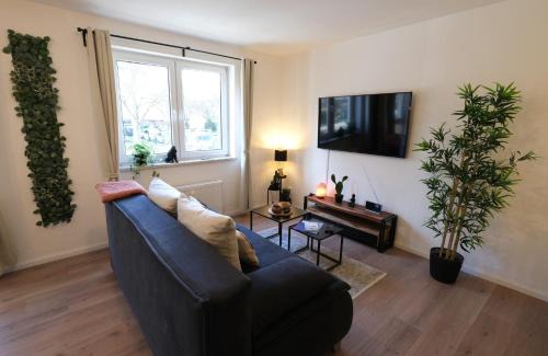 Magdeburg Apartment | Cozy Jungle Fever - Modernes Apartment mit eigenem Parkplatz
