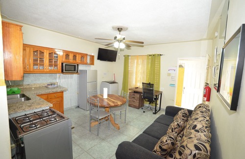 Port Antonio Apartment | Cozy Locale Inn