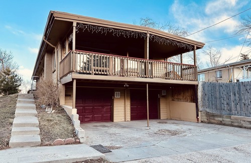 Broomfield House | Cozy Long Term 1 Bed 1 Bath Housing in Broomfield