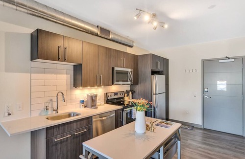 Lawrenceville Apartment | Cozy + Modern Studio in the Heart of Lawrenceville