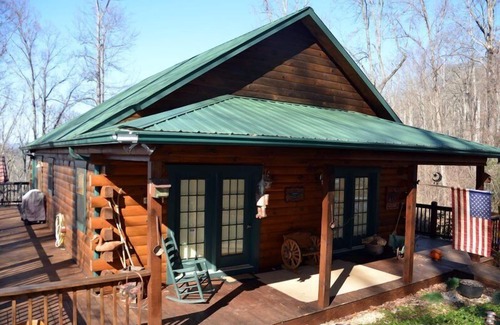 Young Harris Cabin | Cozy Mtn. Cabin-Great Location for Day Trips