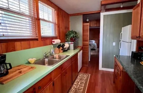 Newland House | Cozy Mtn. Home in Newland