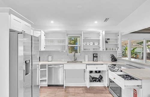 South Corals House | Cozy Oasis Pool Oakland Park