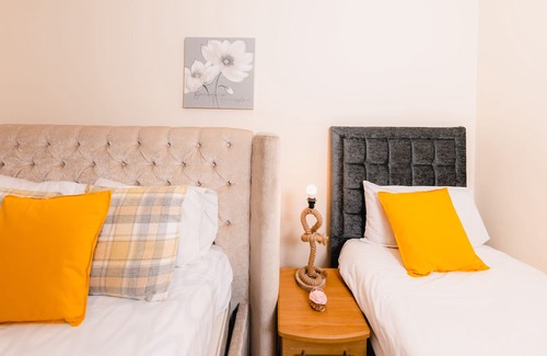 Gifford Apartment | Cozy Old Town Apartment in Nicolson Street