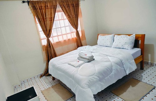 Nanyuki Apartment | Cozy one bedroom unit close to Chicken inn, pizza inn & 5mins to Nanyuki town