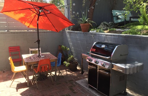 Elysian Heights House | Cozy, Pet-Friendly Echo Park Bungalow with a patio & yard