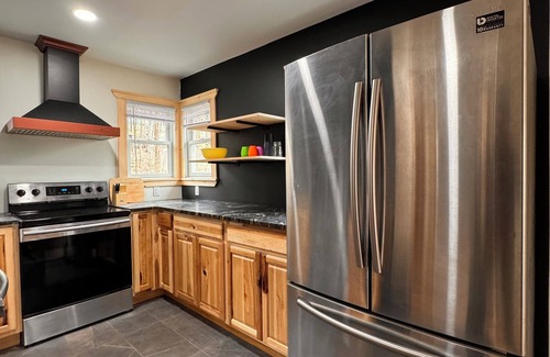 Lake George House | Cozy, pet friendly, newly renovated chalet home with shared beach & water views