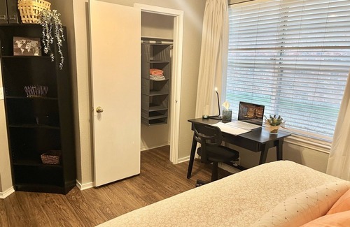 Glenn Heights House | Cozy pet friendly 4 BR Home !