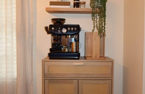 Charlotte House | Cozy Private Home in Charlotte! King Bed, Big yard, Espresso machine, Fire pit