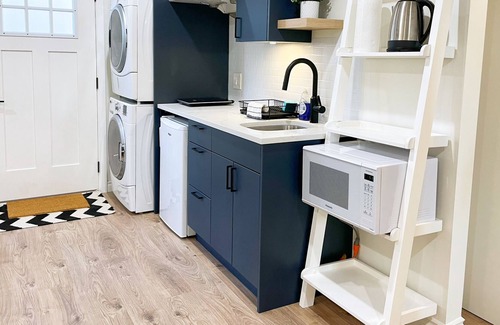 Richmond Apartment | Cozy Private Studio Pet-Friendly