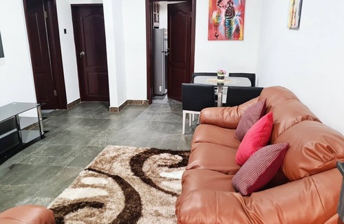 Accra Apartment | Cozy Quiet & Fantastic Close to Highway