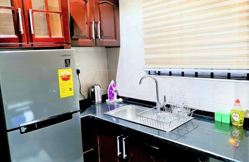 Accra Apartment | Cozy Quiet & Fantastic Close to Highway