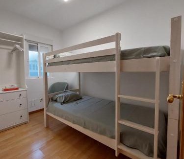 Timon Apartment | Cozy Rest Barajas-Feria-Madrid