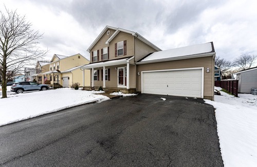 Glens Falls House | Cozy retreat in the heart of the city!