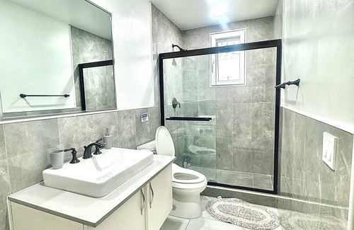Leeward Settlement Bed & Breakfast | Cozy room/bath, Ocean Pearl–Near Sunset Beach, Gracebay, Golf, Marina in Leeward