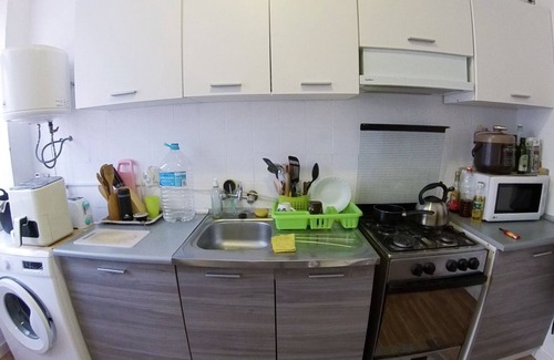 Alicante Apartment | Cozy Room for Rent in Alicante. 25 Minutes to the Beach. Smarttv