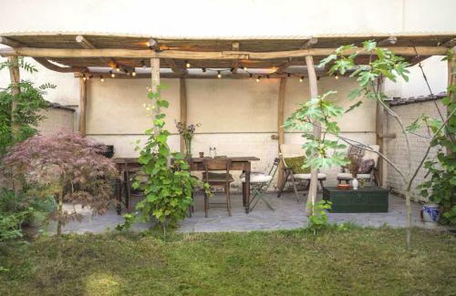 Sint-Gillis House | Cozy Room with Garden