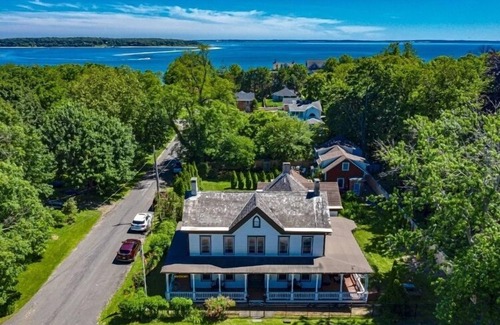 New Suffolk House | Cozy Seaside Cottage